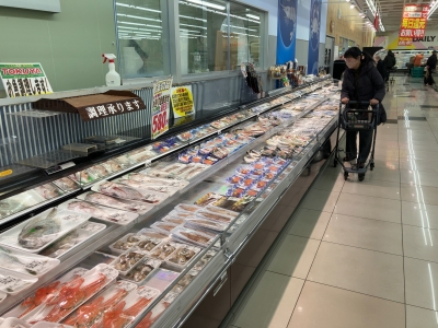 スーパートクヤ堅田店の鮮魚コーナー