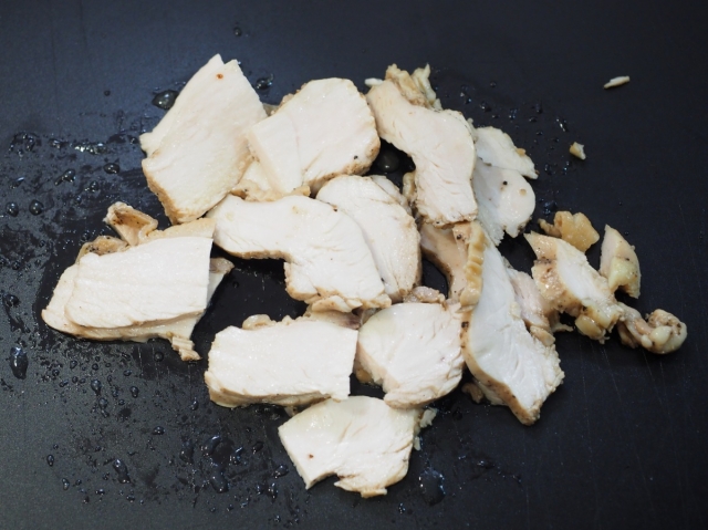 鶏むね肉とブロッコリーのキムチ021