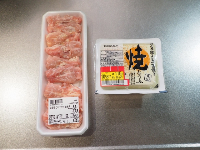 せせりの鶏肉豆腐001
