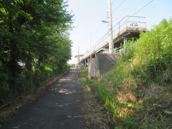 伊勢上野駅1