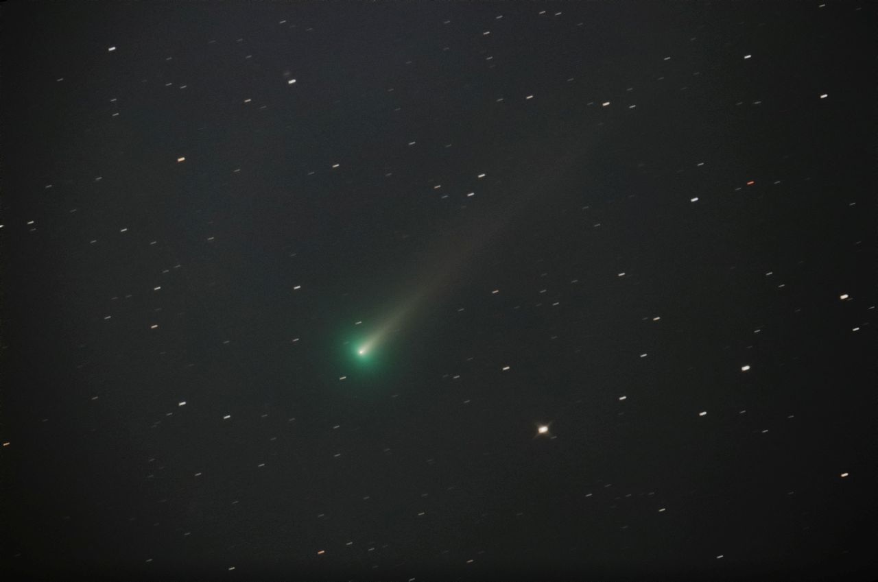 2021年11月29日未明のレナード彗星