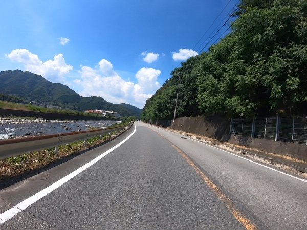 兵庫県佐用町ひまわりホルモンツーリング　飛龍の滝