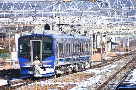 2022年1月3日撮影　篠ノ井駅にて　しなの鉄道　6601M　SR1系　S101編成　後撃ち