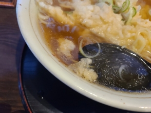 玉寿司　天ぷらラーメン　スープ