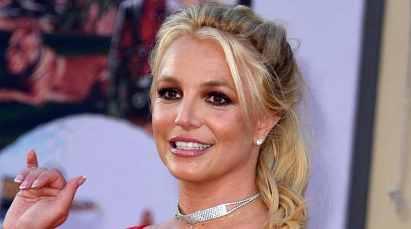 Britney Spears gravidez sintomas iniciais