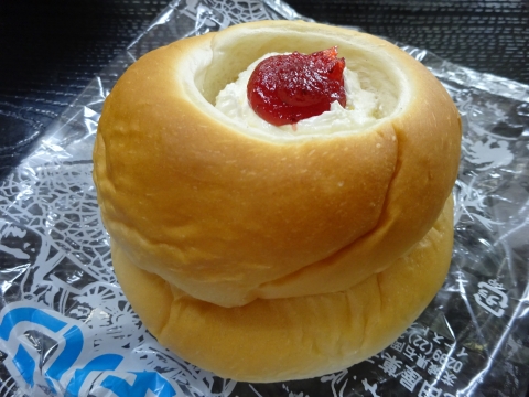 「池田菓子店のケーキパン」②