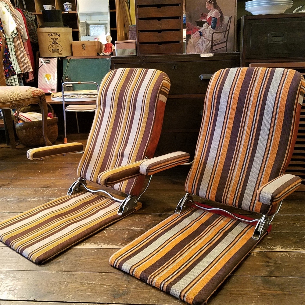 昭和レトロ ヴィンテージ・ストライプの折畳み座椅子 - [Sold Out]過去の販売商品