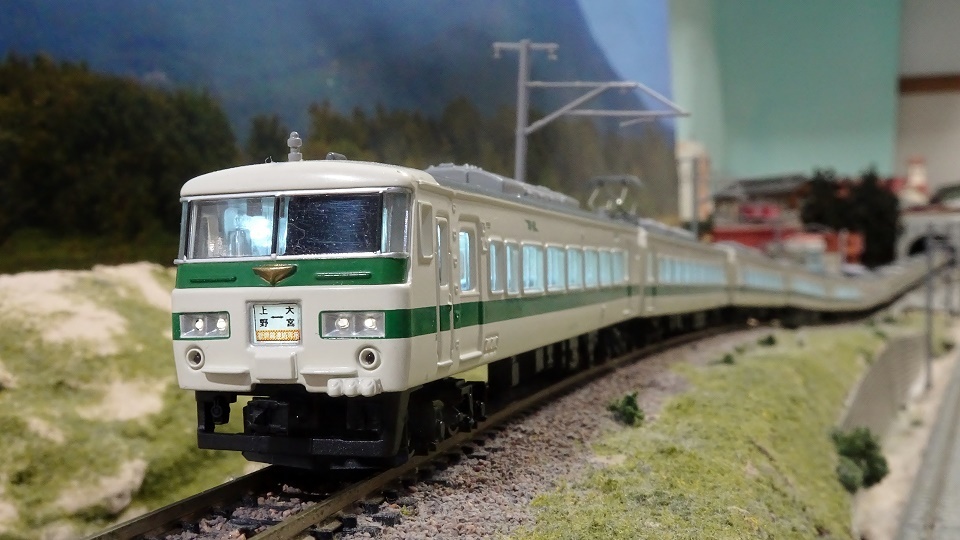 国鉄185系200番台「新幹線リレー号」
