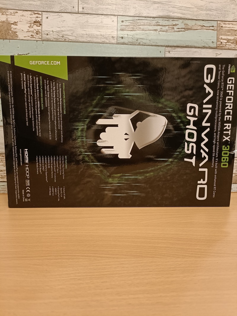 GAINWARD GHOST「GeForce RTX 3060」外観